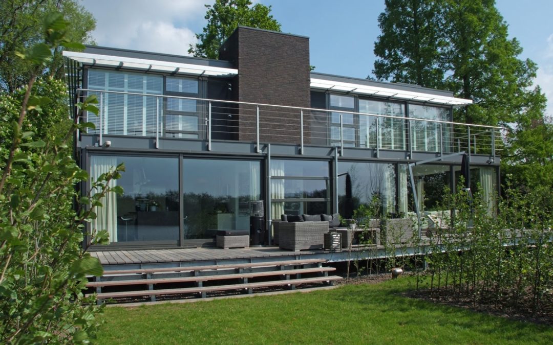 Vrijstaande watervilla Waal